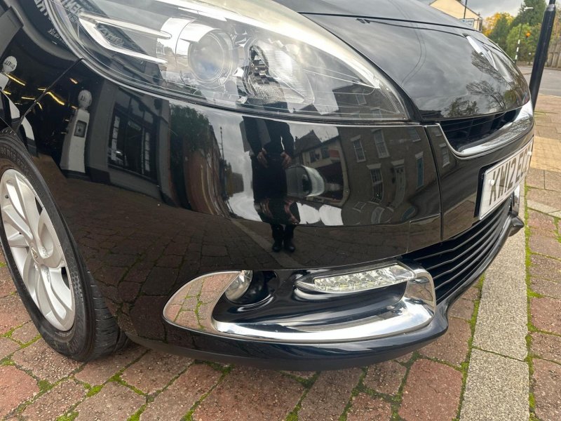 RENAULT SCENIC