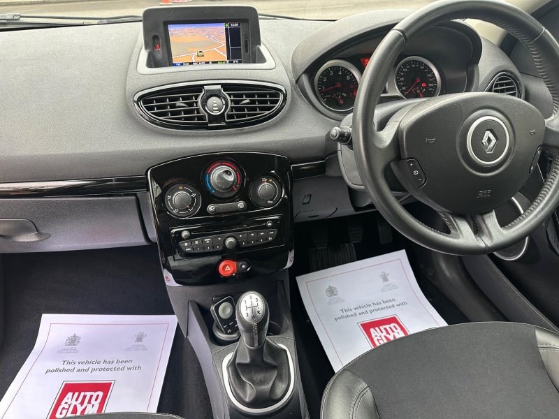 RENAULT CLIO