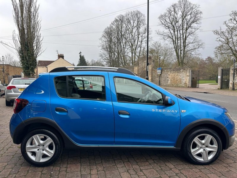 DACIA SANDERO STEPWAY