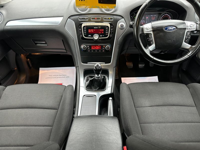 FORD MONDEO