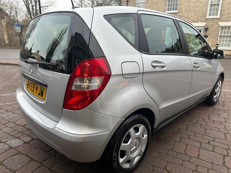 MERCEDES-BENZ A CLASS