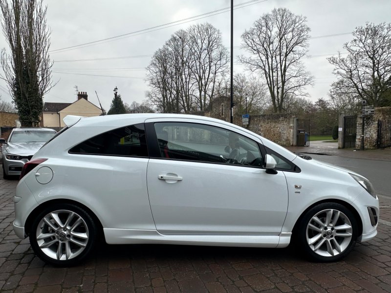 VAUXHALL CORSA