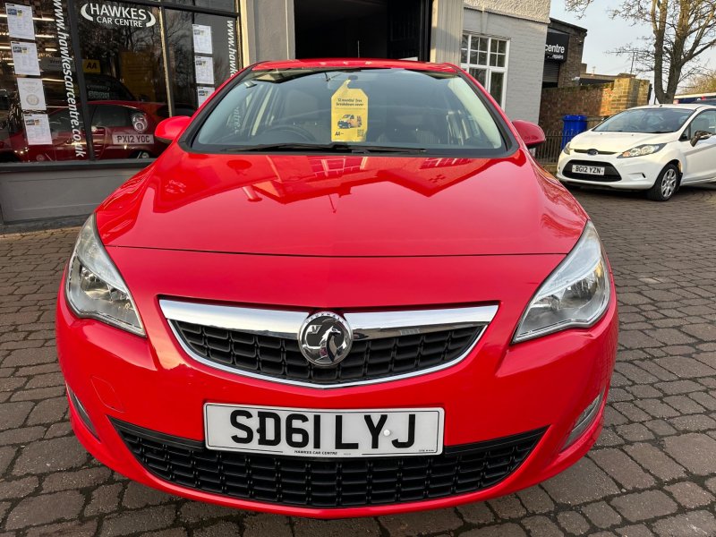 VAUXHALL ASTRA