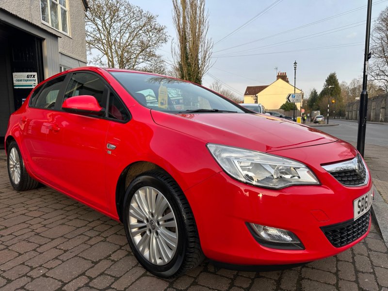 VAUXHALL ASTRA