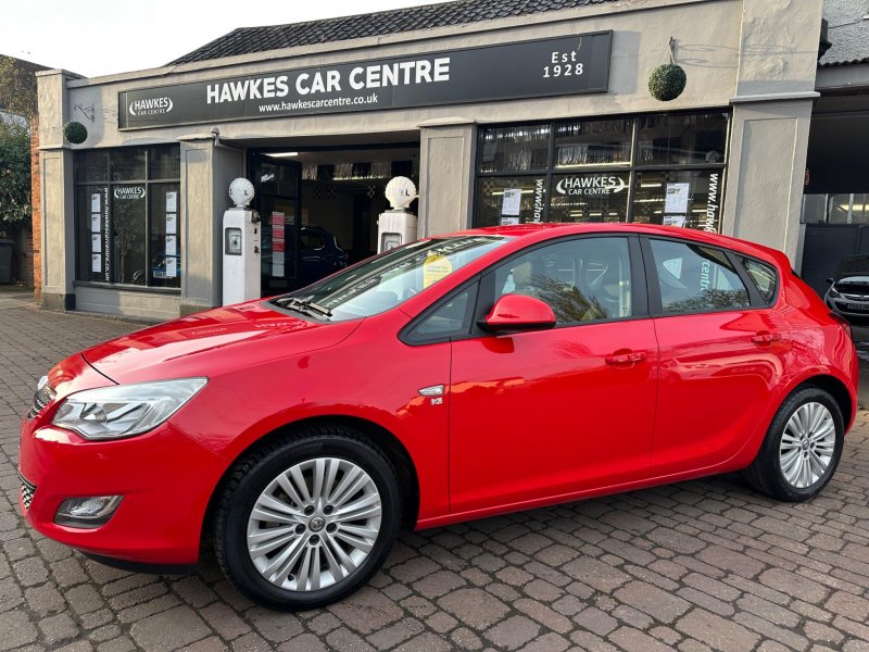 VAUXHALL ASTRA