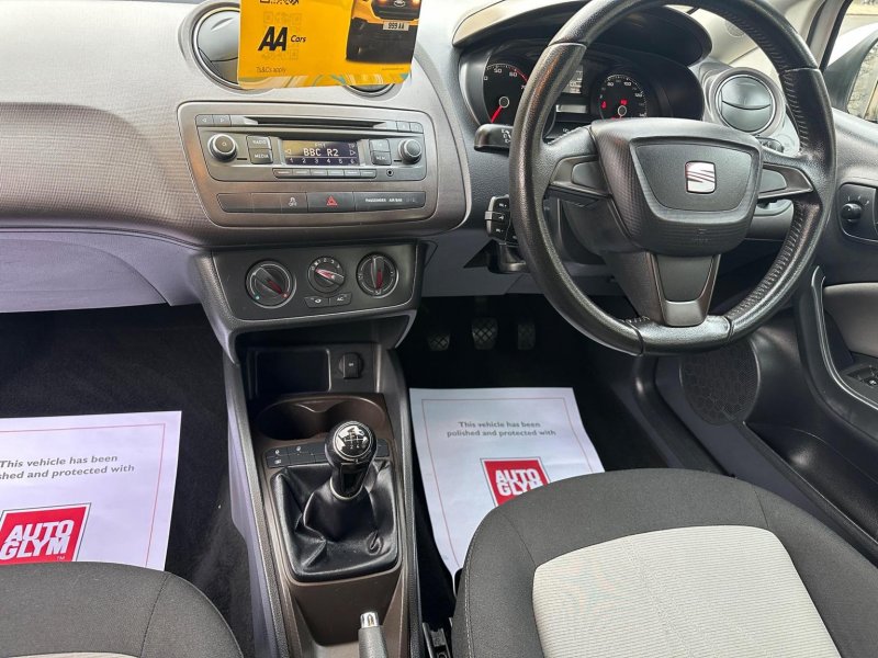 SEAT IBIZA