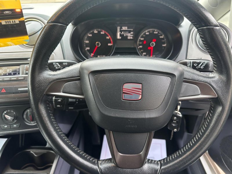SEAT IBIZA