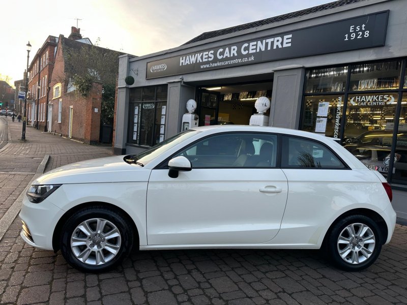 AUDI A1