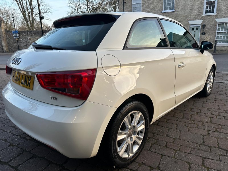 AUDI A1