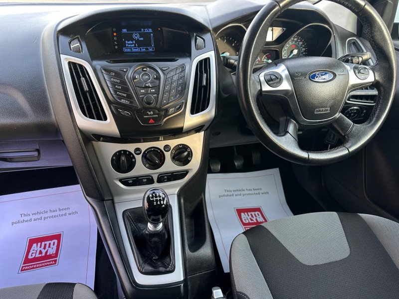 FORD FOCUS