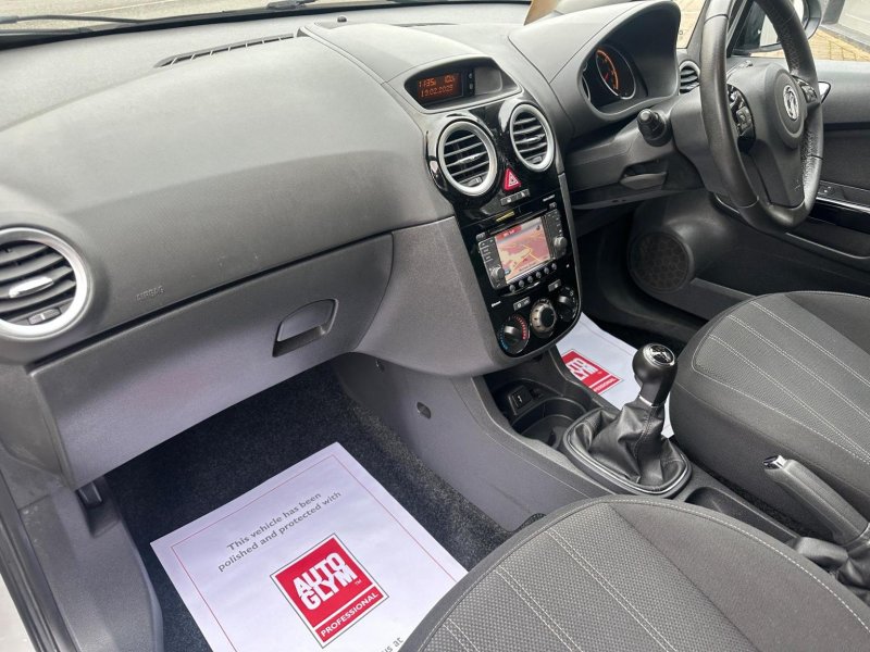 VAUXHALL CORSA