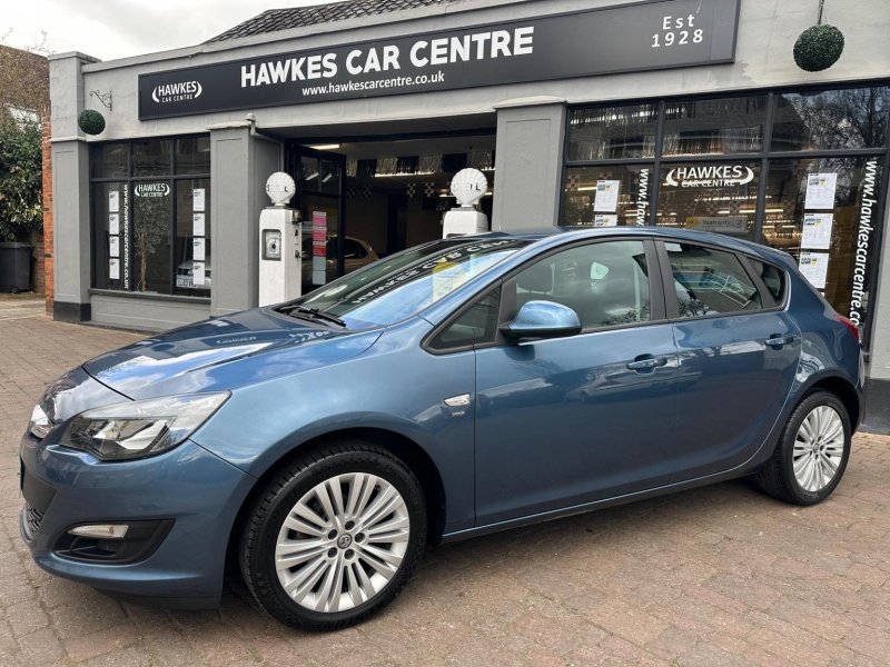 VAUXHALL ASTRA