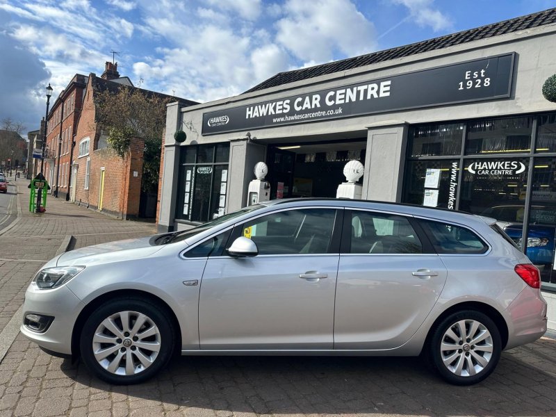 VAUXHALL ASTRA