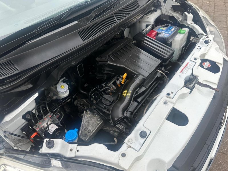 SUZUKI SPLASH