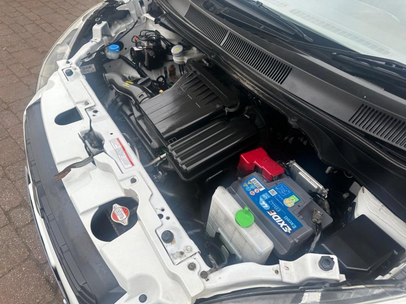 SUZUKI SPLASH