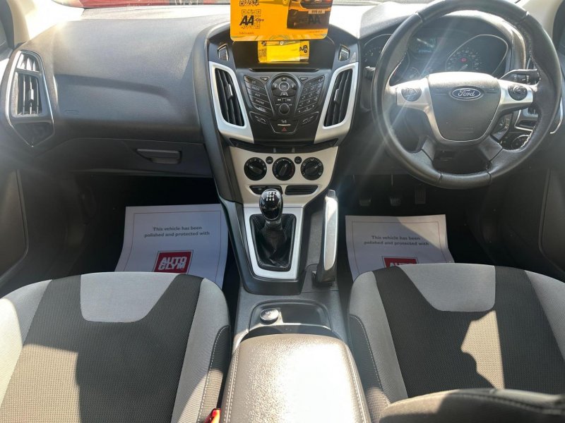 FORD FOCUS