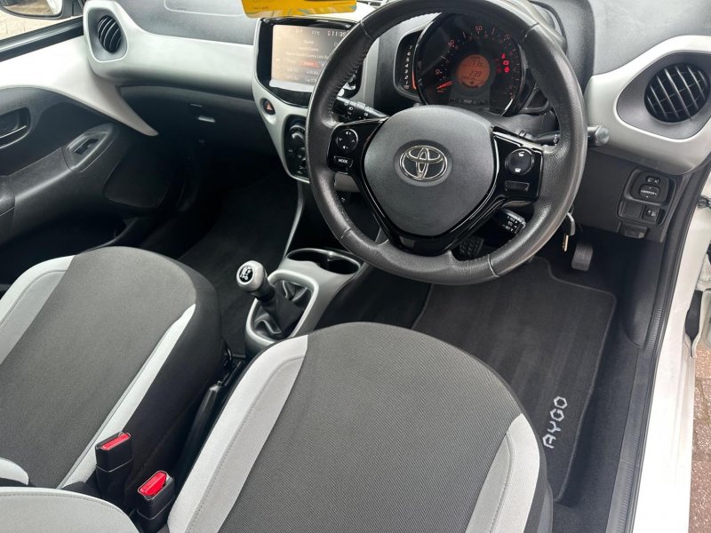 TOYOTA AYGO