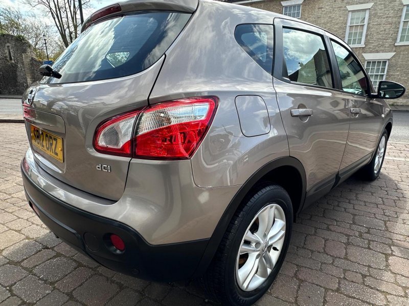 NISSAN QASHQAI