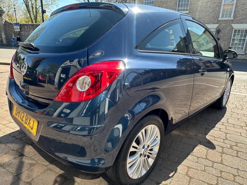 VAUXHALL CORSA