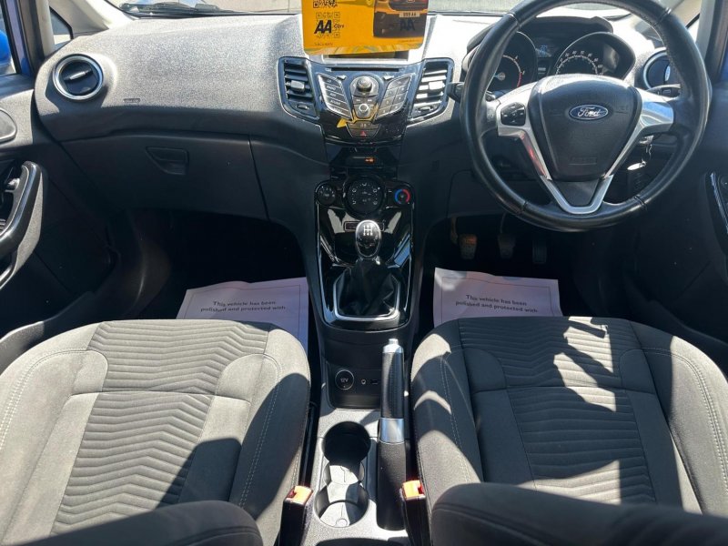 FORD FIESTA