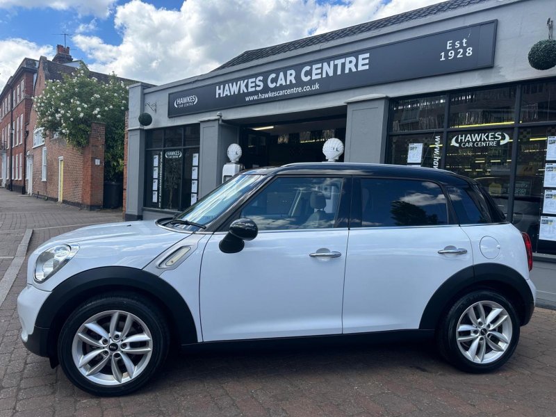 MINI COUNTRYMAN