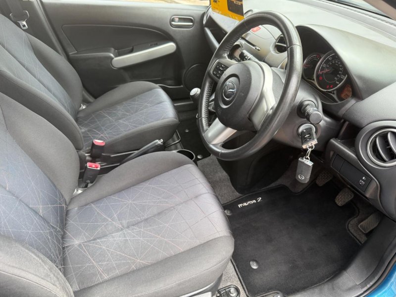 MAZDA MAZDA2