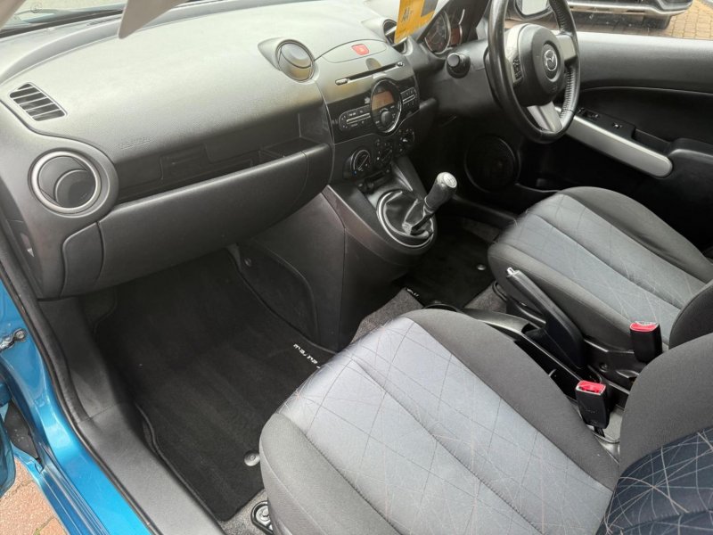 MAZDA MAZDA2