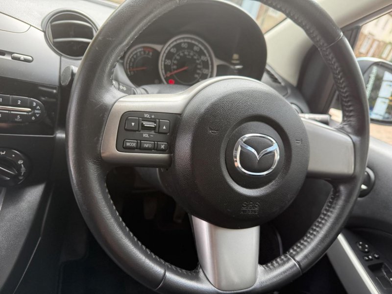 MAZDA MAZDA2