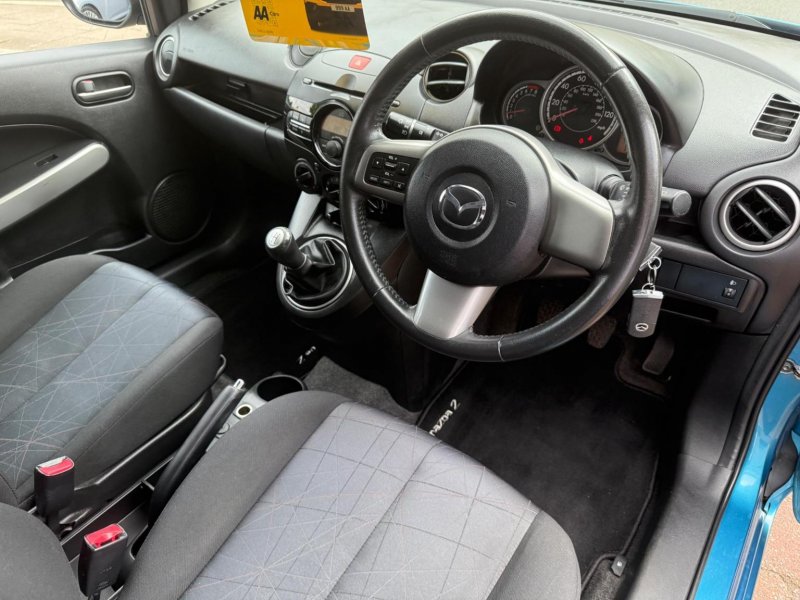 MAZDA MAZDA2