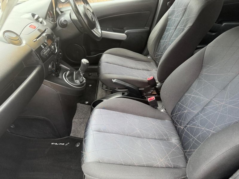 MAZDA MAZDA2
