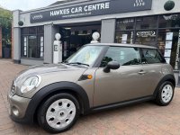 MINI HATCH