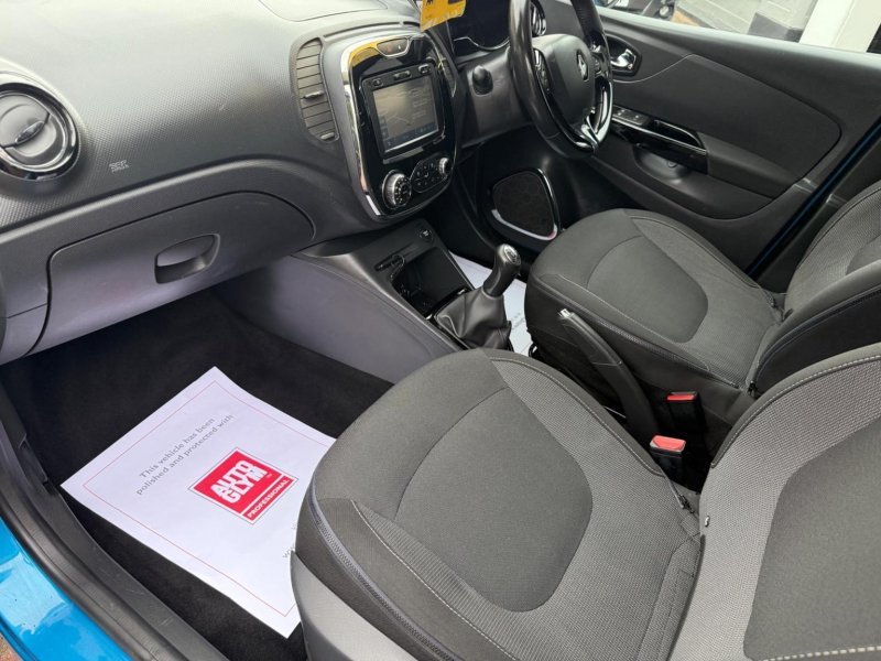 RENAULT CAPTUR