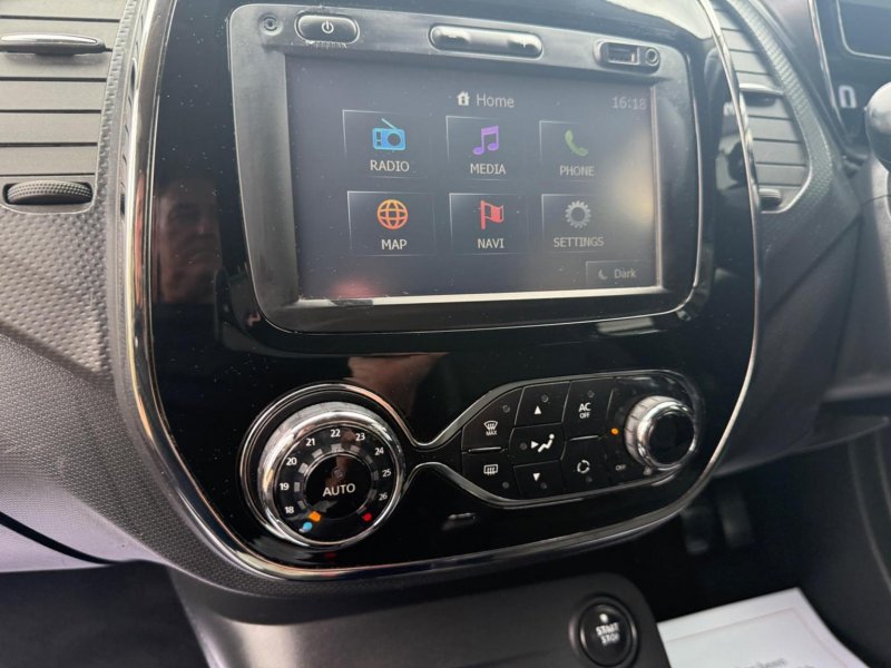 RENAULT CAPTUR