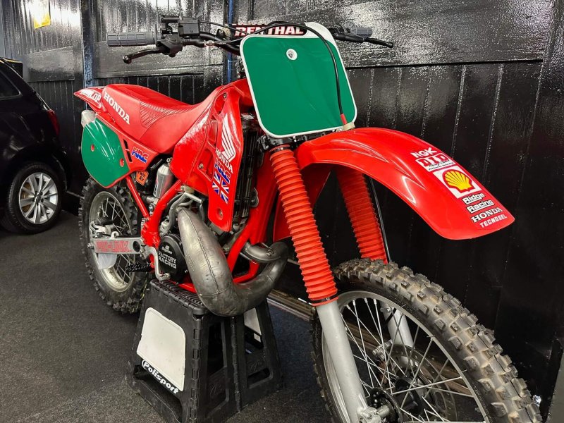 HONDA CR250R